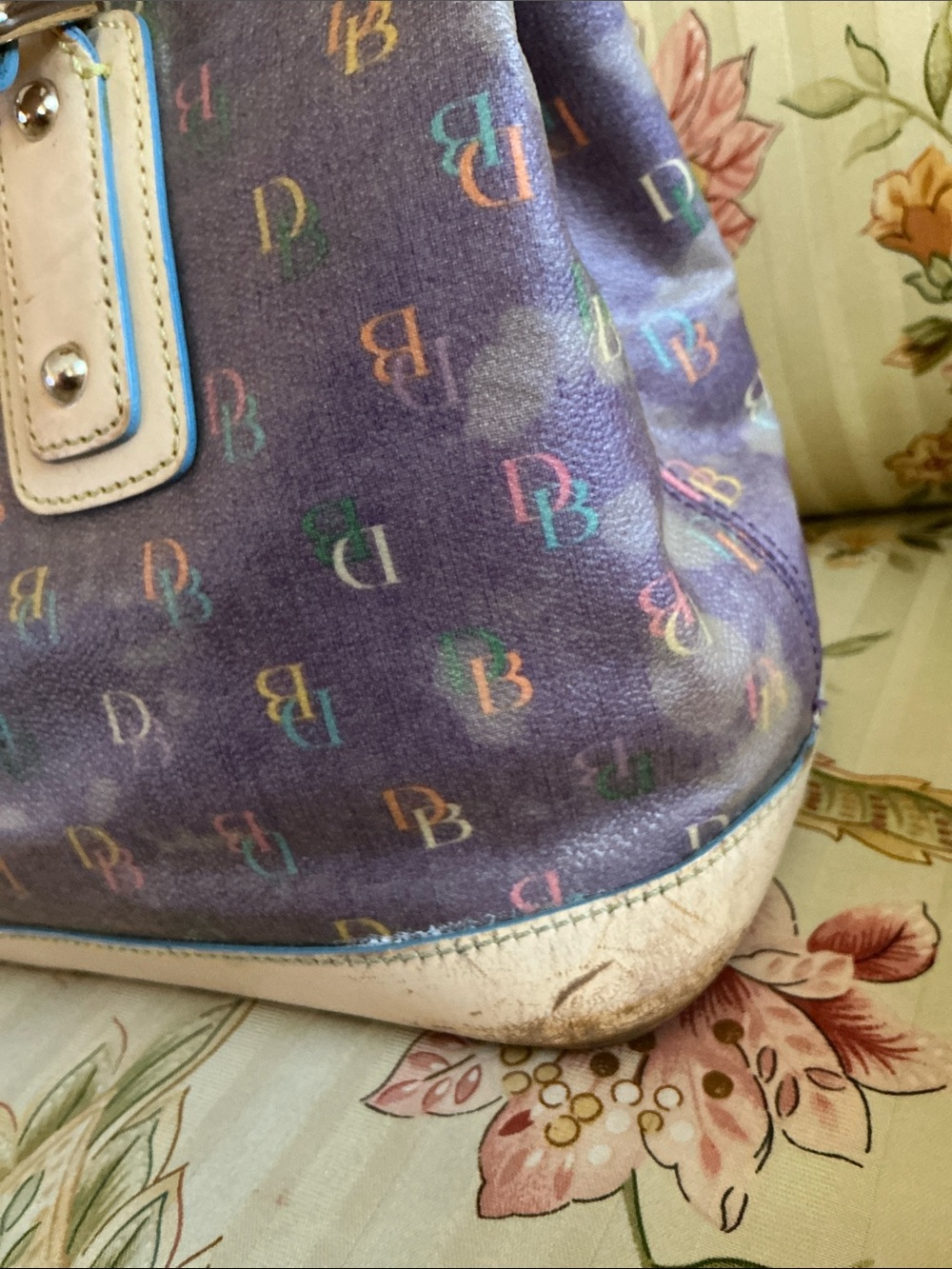 Dooney & Bourke Tote - Picture 9 of 15